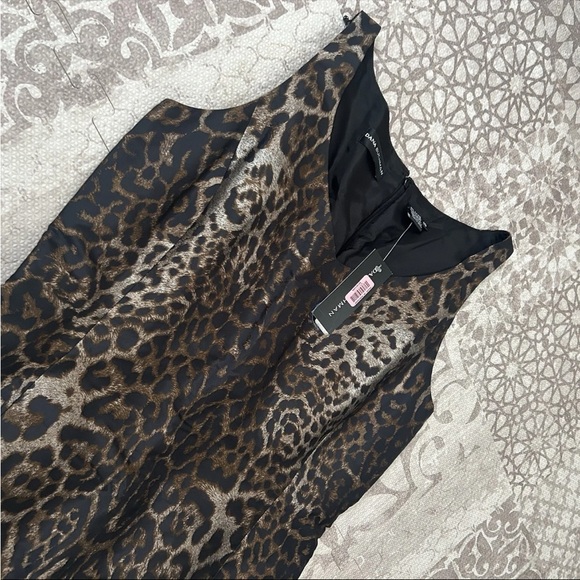 Dana Buchman Women's Sleeveless Silk Animal Print Dress Size 10 NWT - Picture 2 of 5